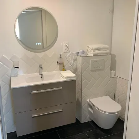 Appartement Ap302 Sur Marne ,centre Ville, 15 Min à Disneyland En Voiture, 30 Min A Paris En Voiture *