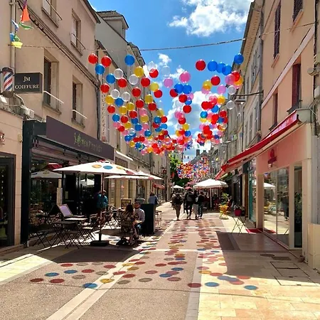 Ap302 Sur Marne ,centre Ville, 15 Min à Disneyland En Voiture, 30 Min A Paris En Voiture Appartement